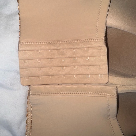 The Low Back Strapless Bra by SheCurve - Picture 7 of 8